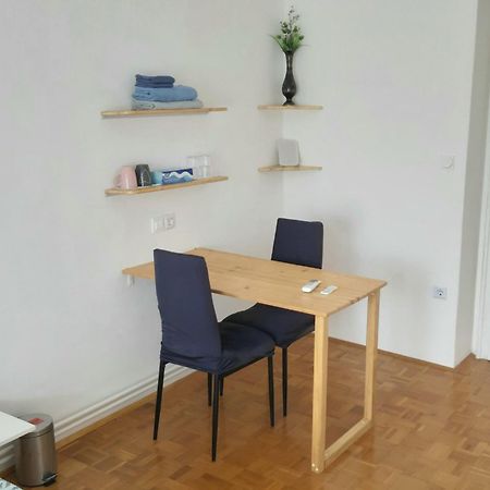 Roomserv Lublaň Exteriér fotografie