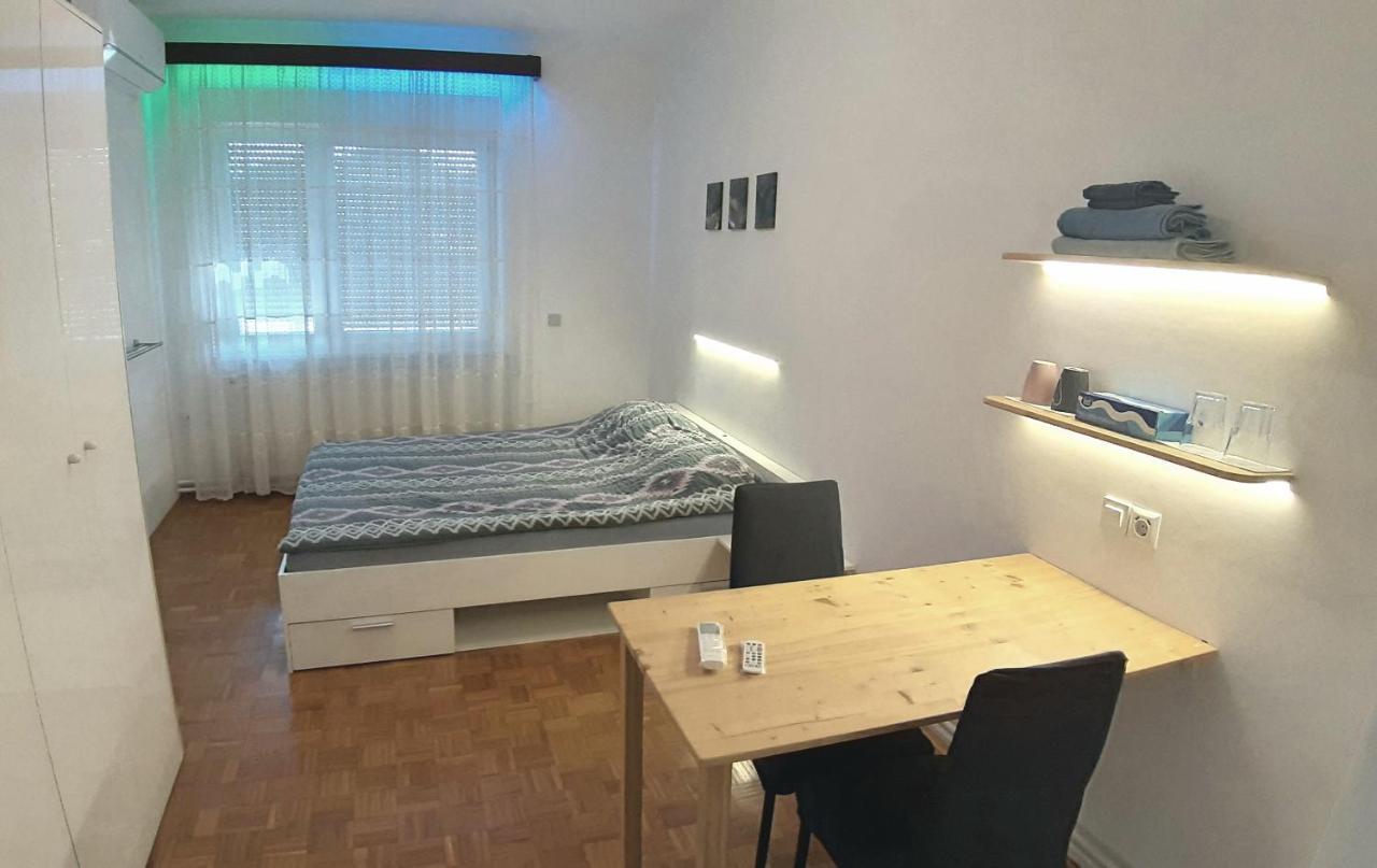 Roomserv Lublaň Exteriér fotografie
