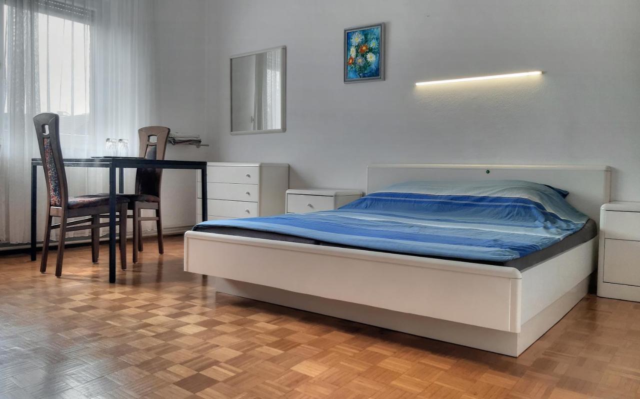 Roomserv Lublaň Exteriér fotografie