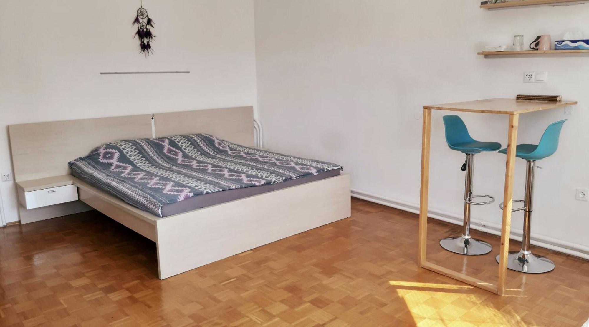 Roomserv Lublaň Pokoj fotografie